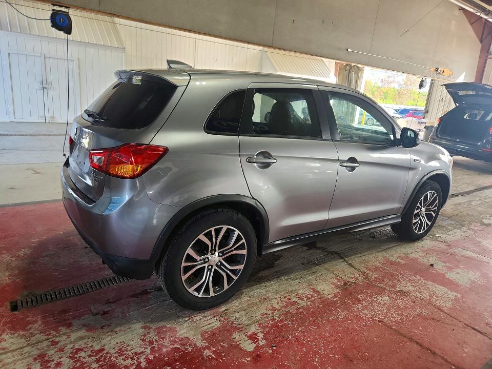 Продажа на аукционе авто 2017 Mitsubishi Outlander Sport, vin: JA4AP3AW1HZ024216, номер лота: 63789936