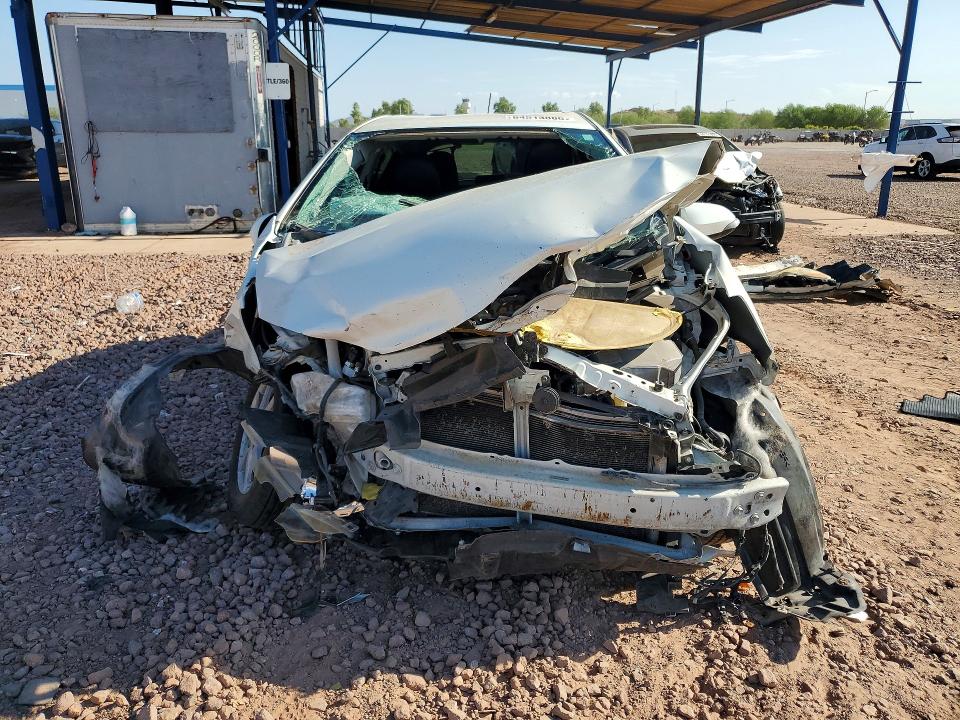 2013 Toyota Prius C მანქანა იყიდება აუქციონზე, vin: JTDKDTB33D1543669, აუქციონის ნომერი: 64513806