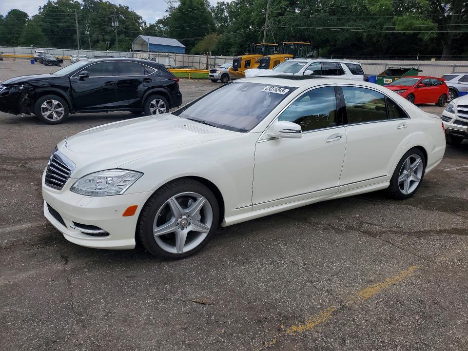2010 Mercedes-benz S მანქანა იყიდება აუქციონზე, vin: WDDNG7BB2AA328711, აუქციონის ნომერი: 63370846