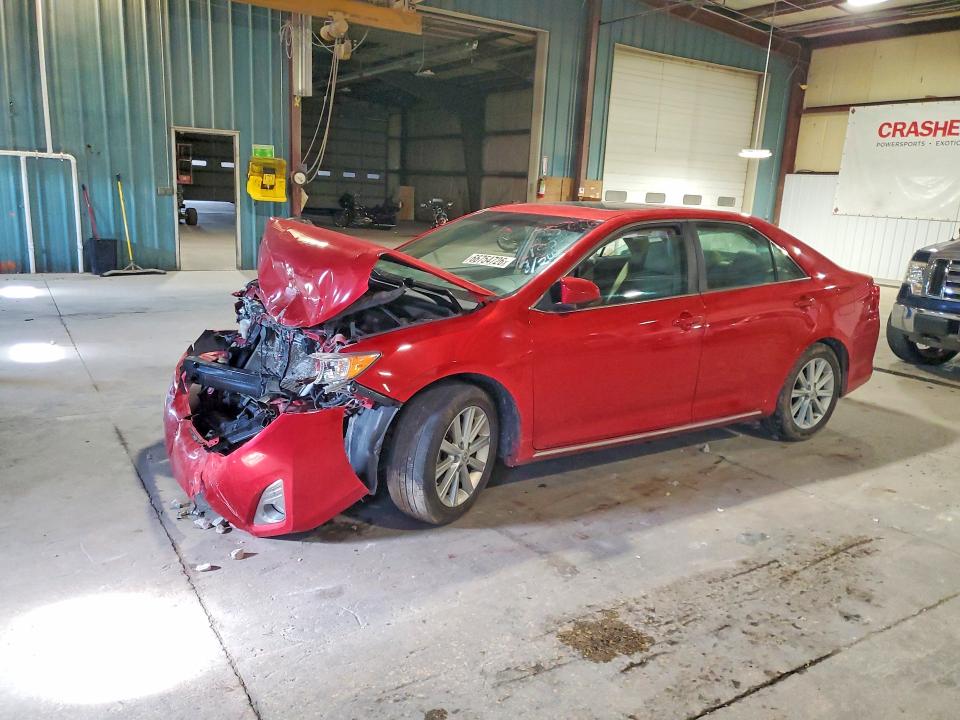 66754726 :رقم المزاد ، 4T4BF1FK9ER352243 vin ، 2014 Toyota Camry مزاد بيع
