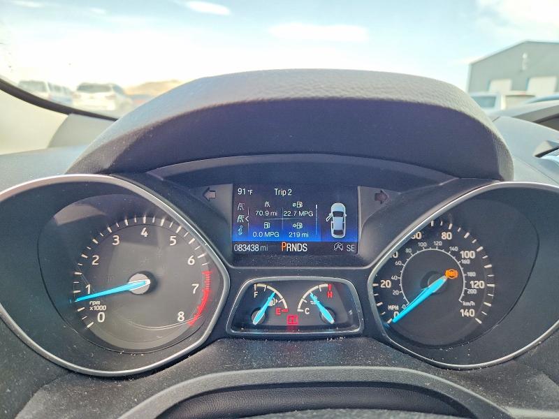 66773676 :رقم المزاد ، 1FMCU0GD1HUD05730 vin ، 2017 Ford Escape مزاد بيع