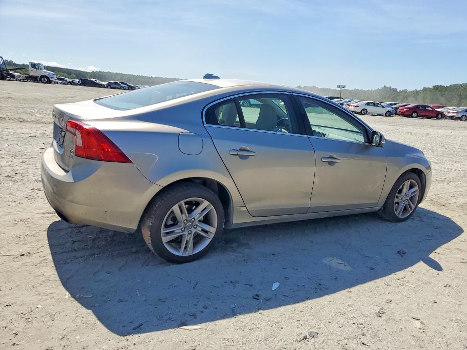 62943436 :رقم المزاد ، YV1612FH4E2282472 vin ، 2014 Volvo S60 مزاد بيع