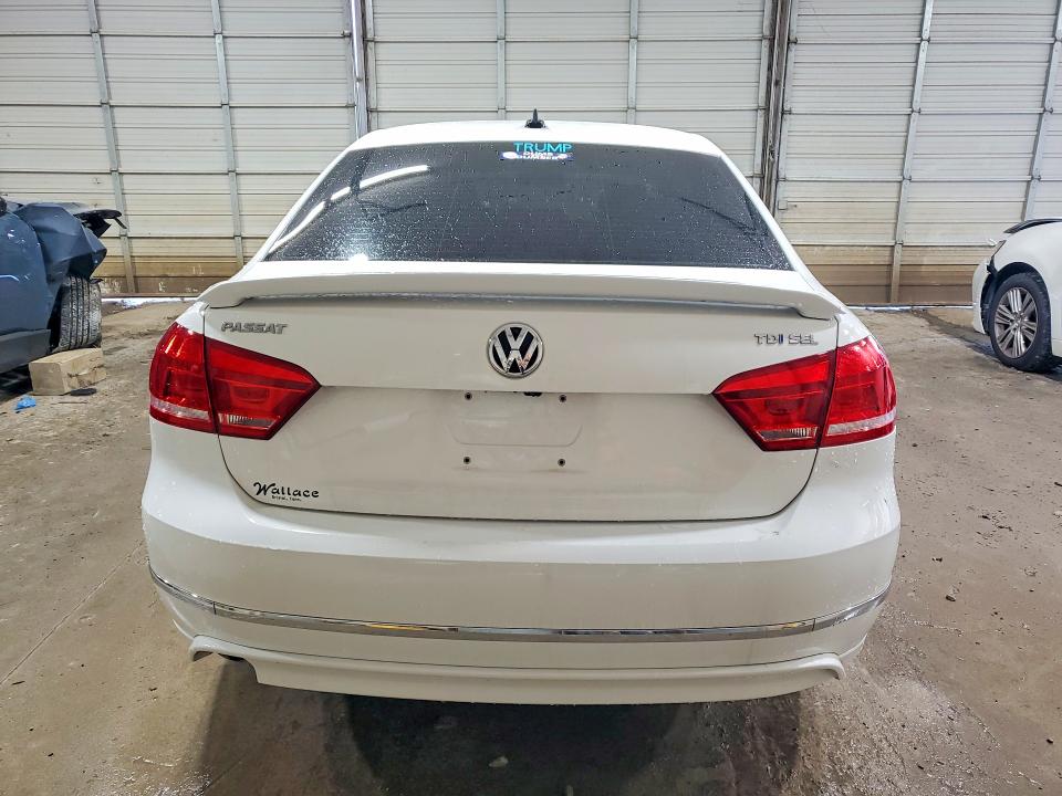 65874736 :رقم المزاد ، 1VWCV7A39FC064123 vin ، 2015 Volkswagen Passat مزاد بيع