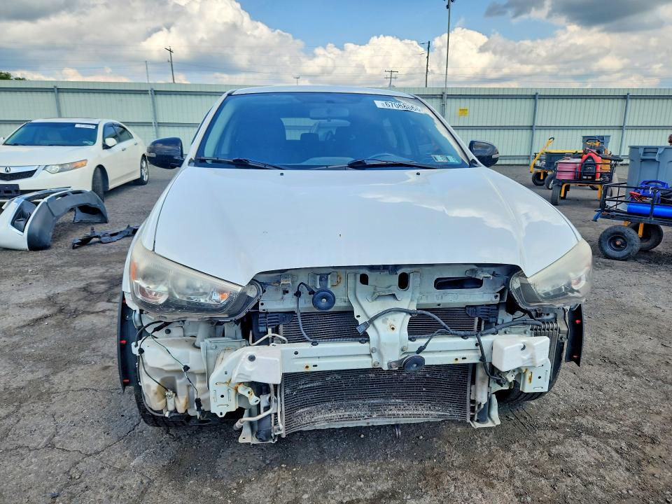 67068666 :رقم المزاد ، JA4AP3AU6HZ052608 vin ، 2017 Mitsubishi Outlander Sport مزاد بيع