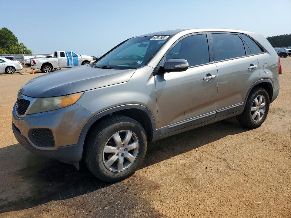 63801806 :رقم المزاد ، 5XYKT3A17BG034815 vin ، 2011 Kia Sorento مزاد بيع