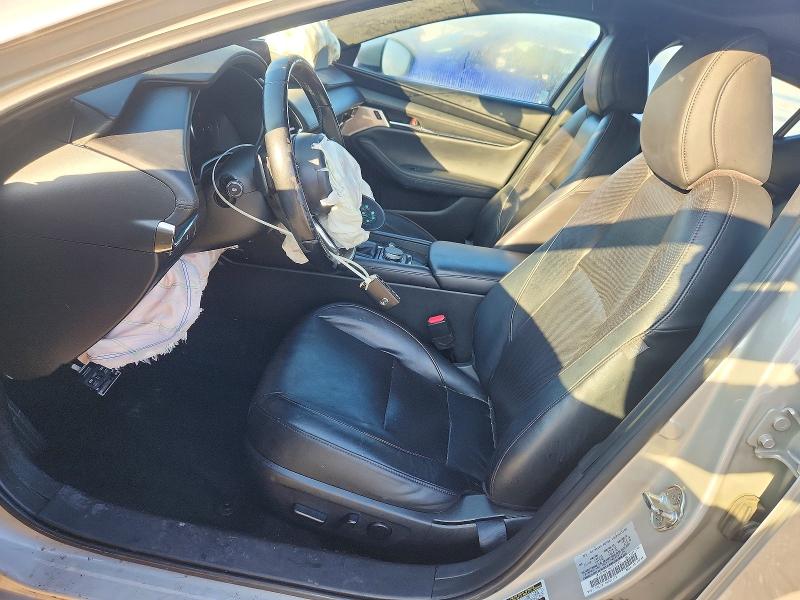 65850206 :رقم المزاد ، JM1BPBML7N1512585 vin ، 2022 Mazda 3 مزاد بيع