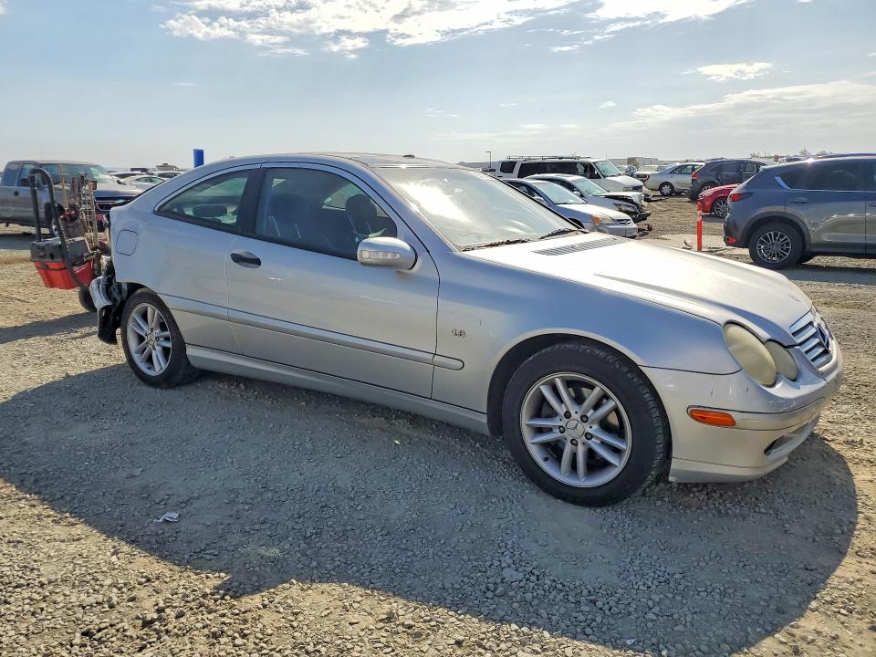 2003 Mercedes-benz C მანქანა იყიდება აუქციონზე, vin: WDBRN40J53A496841, აუქციონის ნომერი: 66311466