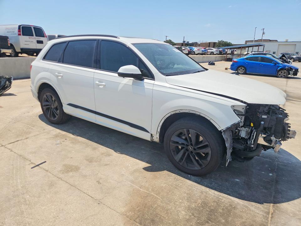 65303706 :رقم المزاد ، WA1LJAF79MD037044 vin ، 2021 Audi Q7 مزاد بيع