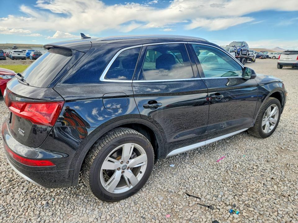 65693486 :رقم المزاد ، WA1BNAFY0J2102704 vin ، 2018 Audi Q5 مزاد بيع