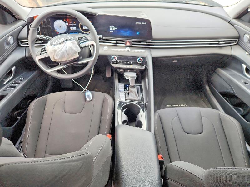 2025 Hyundai Elantra მანქანა იყიდება აუქციონზე, vin: KMHLS4DG1SU918658, აუქციონის ნომერი: 60968086