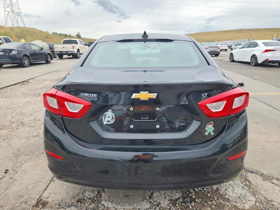 Продажа на аукционе авто 2018 Chevrolet Cruze, vin: 1G1BE5SM3J7167543, номер лота: 66744876