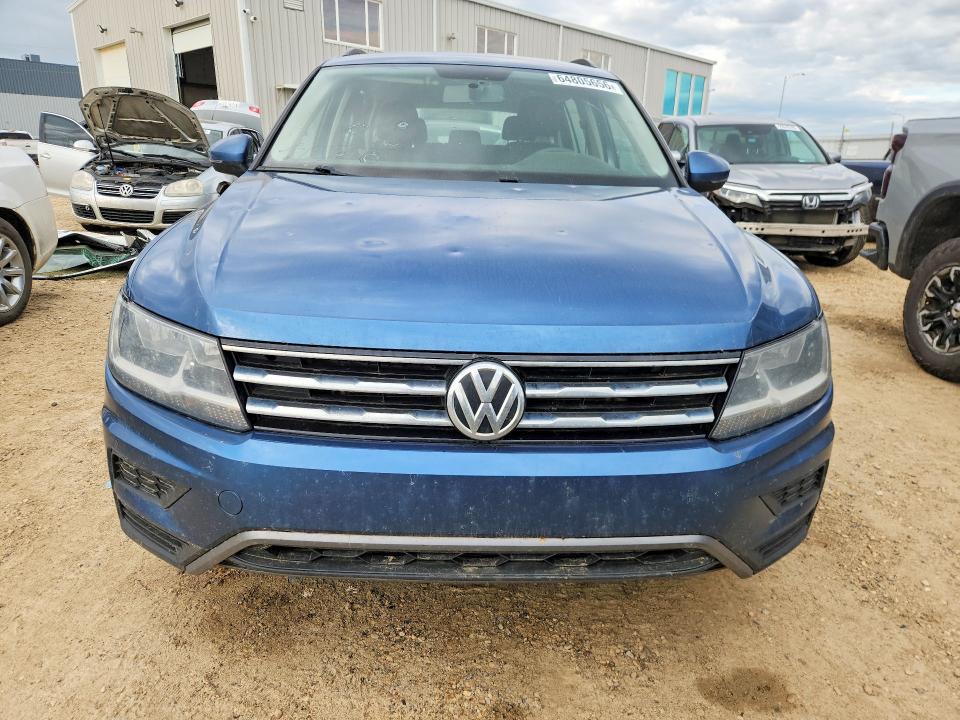 2018 Volkswagen Tiguan მანქანა იყიდება აუქციონზე, vin: 3VV0B7AX5JM130211, აუქციონის ნომერი: 64805656