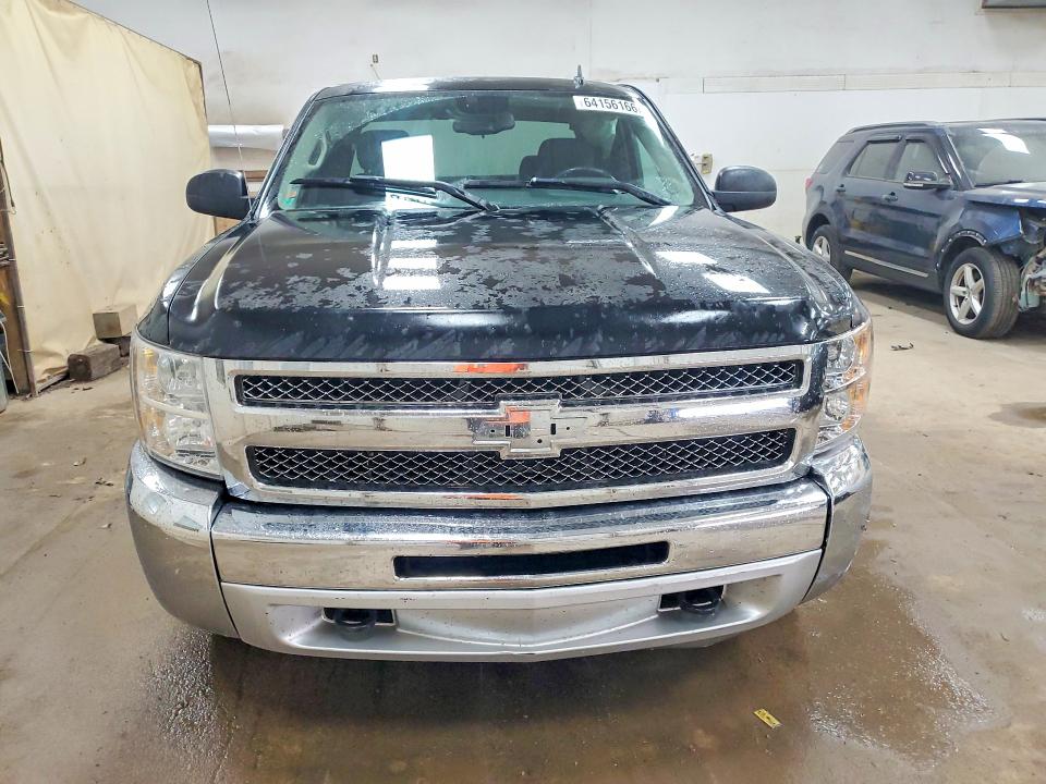 64156166 :رقم المزاد ، 1GCRKSE72DZ321428 vin ، 2013 Chevrolet Silverado مزاد بيع