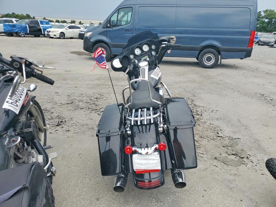 65814166 :رقم المزاد ، 1HD1KBM1XCB684558 vin ، 2012 Harley-davidson Flhx مزاد بيع