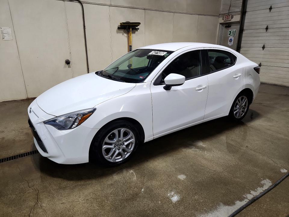 2016 Scion Ia მანქანა იყიდება აუქციონზე, vin: 3MYDLBZV8GY135991, აუქციონის ნომერი: 64271496