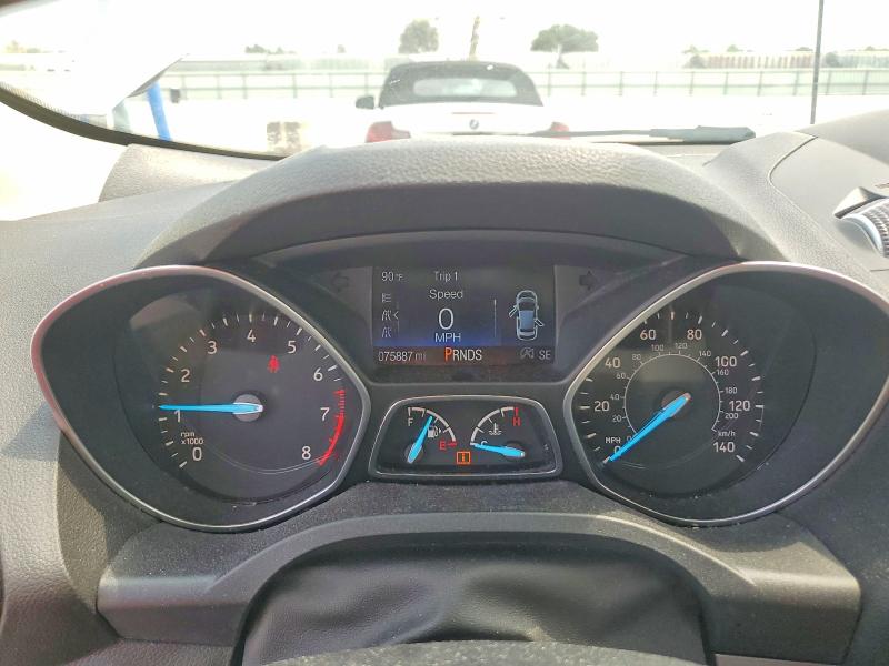 Продажа на аукционе авто 2017 Ford Escape, vin: 1FMCU0GD2HUE90760, номер лота: 63741256
