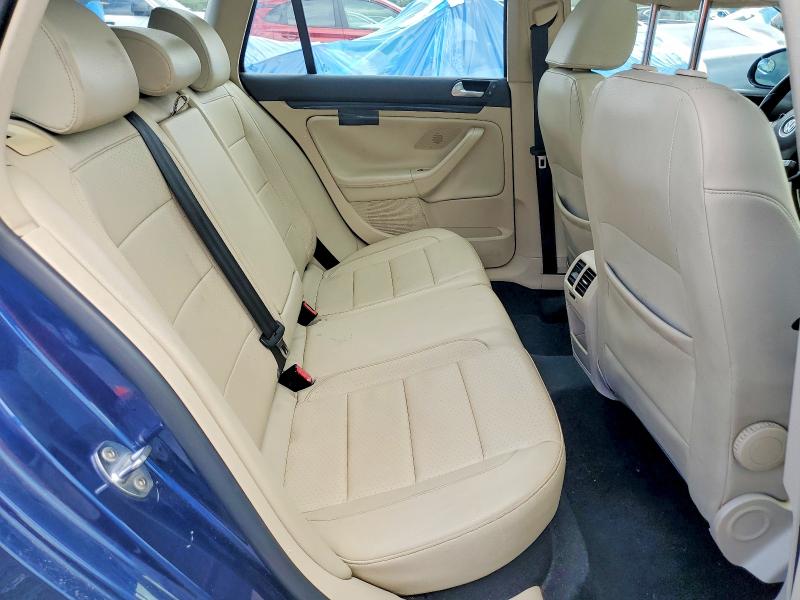 2011 Volkswagen Jetta მანქანა იყიდება აუქციონზე, vin: 3VWPZ7AJ5BM608307, აუქციონის ნომერი: 65319576