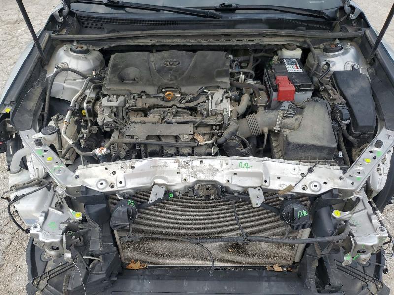 64023576 :رقم المزاد ، 4T1B11HK7KU785402 vin ، 2019 Toyota Camry مزاد بيع