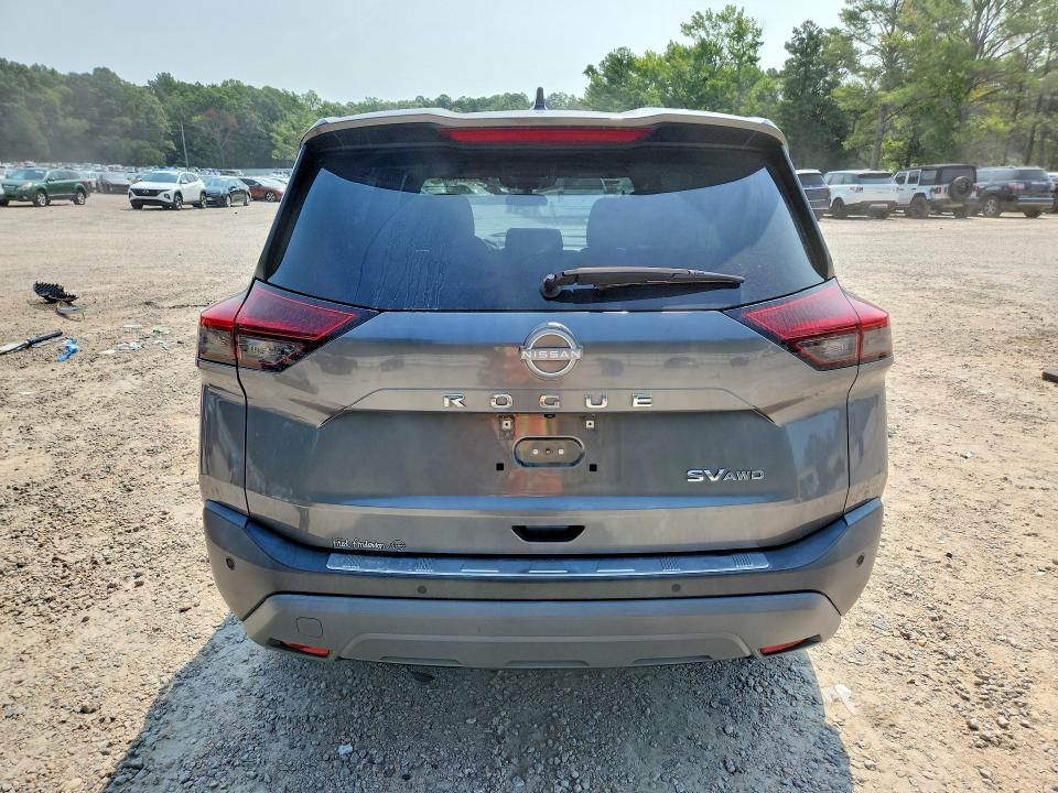64537426 :رقم المزاد ، 5N1BT3BB6NC704849 vin ، 2022 Nissan Rogue مزاد بيع