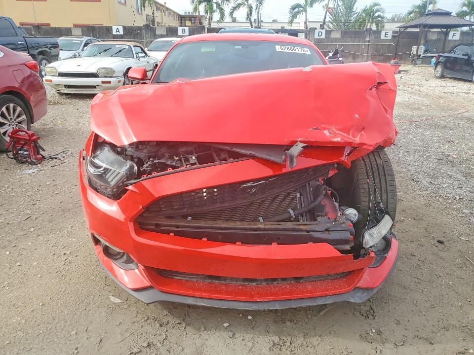 Продажа на аукционе авто 2015 Ford Mustang, vin: 1FA6P8AM6F5330426, номер лота: 62886176