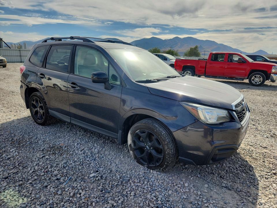Продаж на аукціоні авто 2018 Subaru Forester, vin: JF2SJAGC1JH566278, номер лоту: 65825886