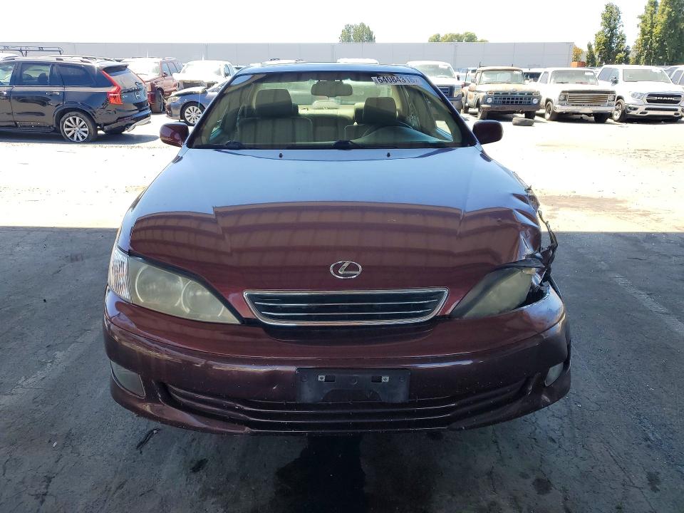 2001 Lexus Es მანქანა იყიდება აუქციონზე, vin: JT8BF28G410328560, აუქციონის ნომერი: 64084316