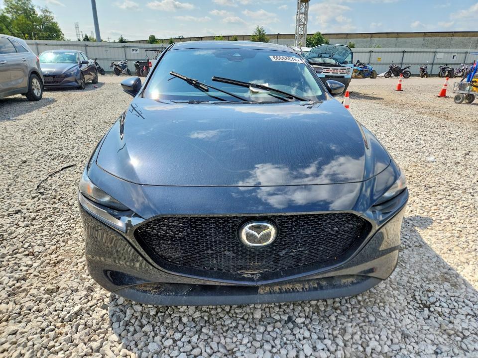 66888576 :رقم المزاد ، JM1BPAKL5N1516244 vin ، 2022 Mazda 3 مزاد بيع