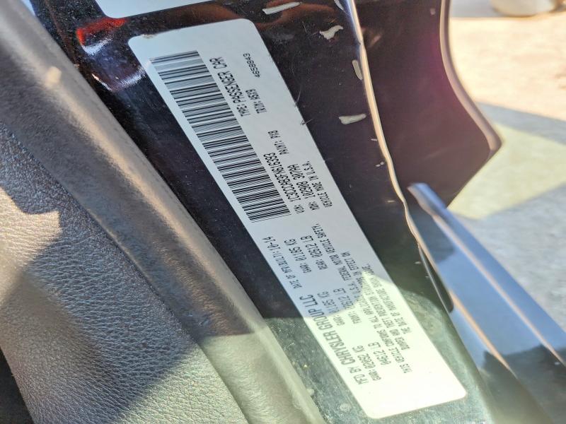 66025876 :رقم المزاد ، 1C3CCCAB3FN616393 vin ، 2015 Chrysler 200 مزاد بيع