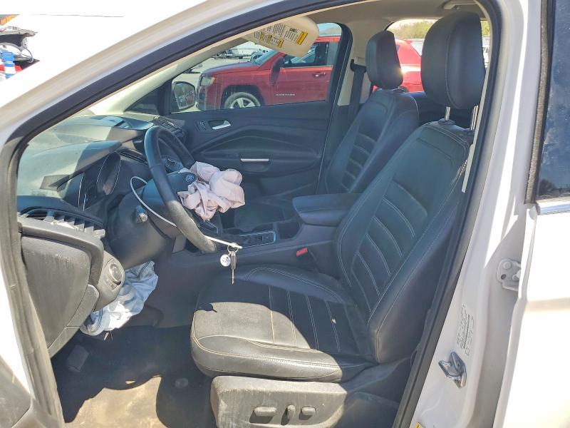 2018 Ford Escape მანქანა იყიდება აუქციონზე, vin: 1FMCU0HD0JUA64800, აუქციონის ნომერი: 65697176