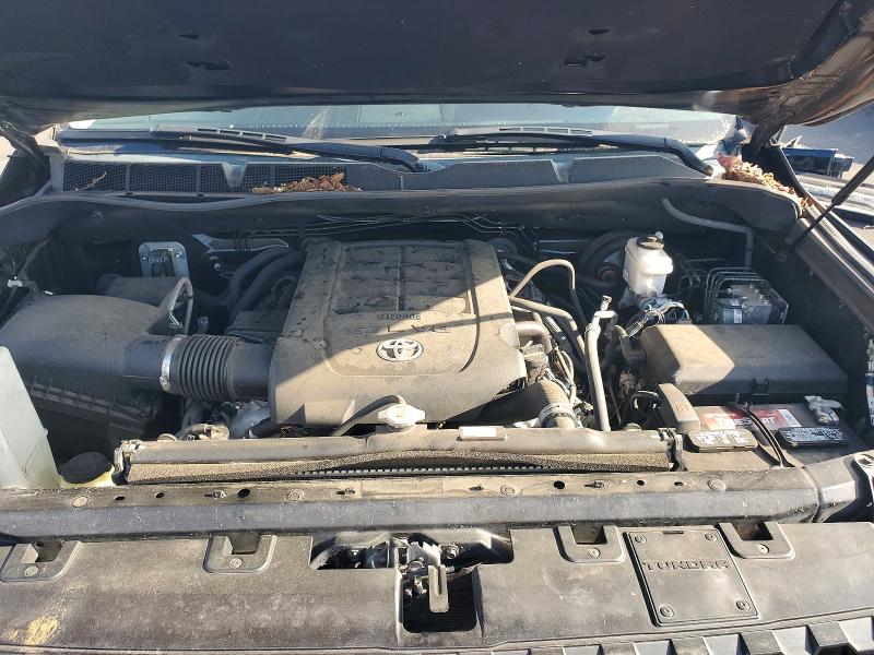 63768296 :رقم المزاد ، 5TFAY5F15MX011616 vin ، 2021 Toyota Tundra مزاد بيع