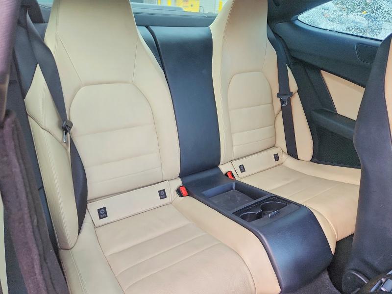 66420146 :رقم المزاد ، WDDGJ5HB4CF726904 vin ، 2012 Mercedes-benz C مزاد بيع