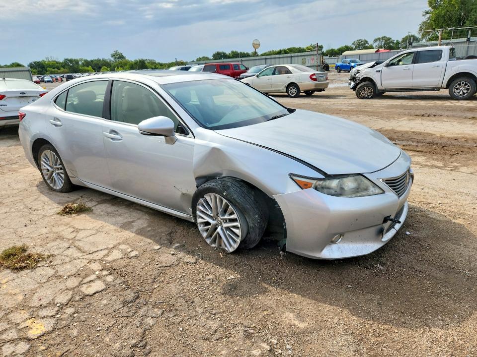 63930816 :رقم المزاد ، JTHBK1GG6D2069389 vin ، 2013 Lexus Es مزاد بيع