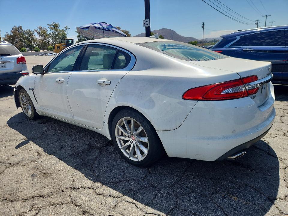 66313836 :رقم المزاد ، SAJWA0FSXFPU87371 vin ، 2015 Jaguar Xf مزاد بيع