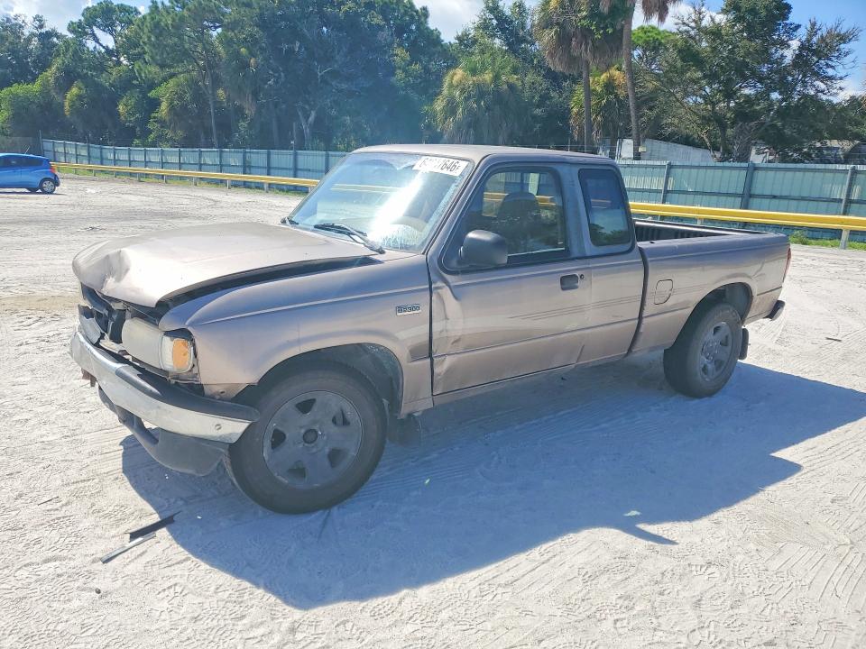 64647646 :رقم المزاد ، 4F4CR16A2TTM04291 vin ، 1996 Mazda B2300 مزاد بيع