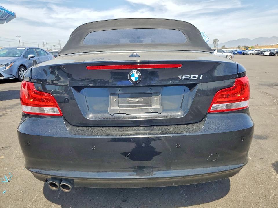 67134916 :رقم المزاد ، WBAUN1C55DVR00818 vin ، 2013 Bmw 128 مزاد بيع