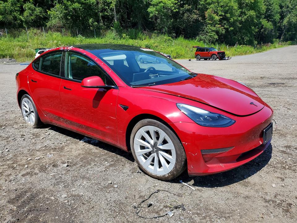 64383046 :رقم المزاد ، 5YJ3E1EAXPF483935 vin ، 2023 Tesla Model 3 مزاد بيع