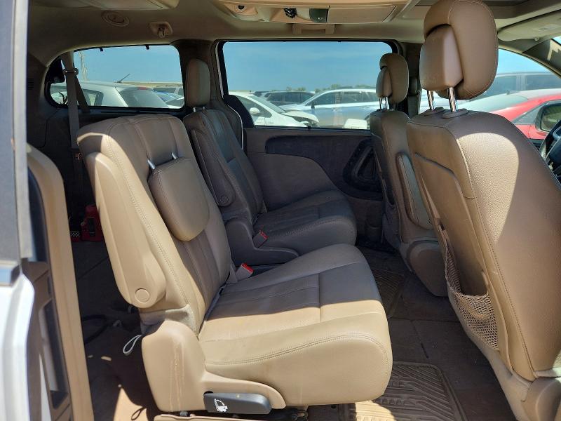 66008036 :رقم المزاد ، 2C4RC1CG7GR207059 vin ، 2016 Chrysler Town & Country مزاد بيع