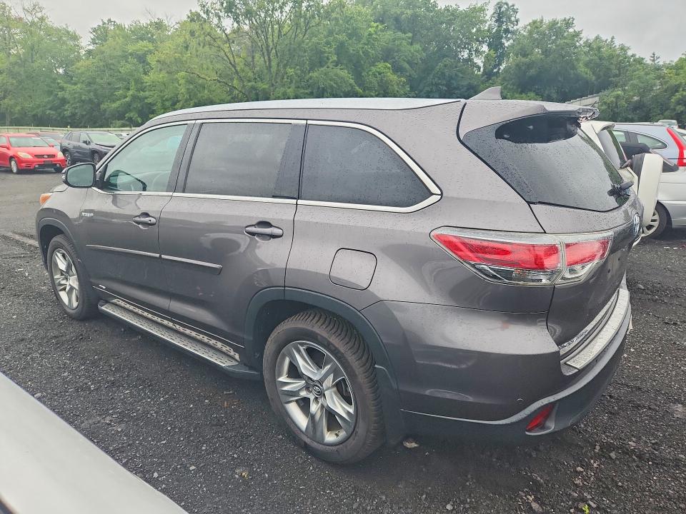 Продажа на аукционе авто 2016 Toyota Highlander Hybrid, vin: 5TDDCRFHXGS017471, номер лота: 64665516