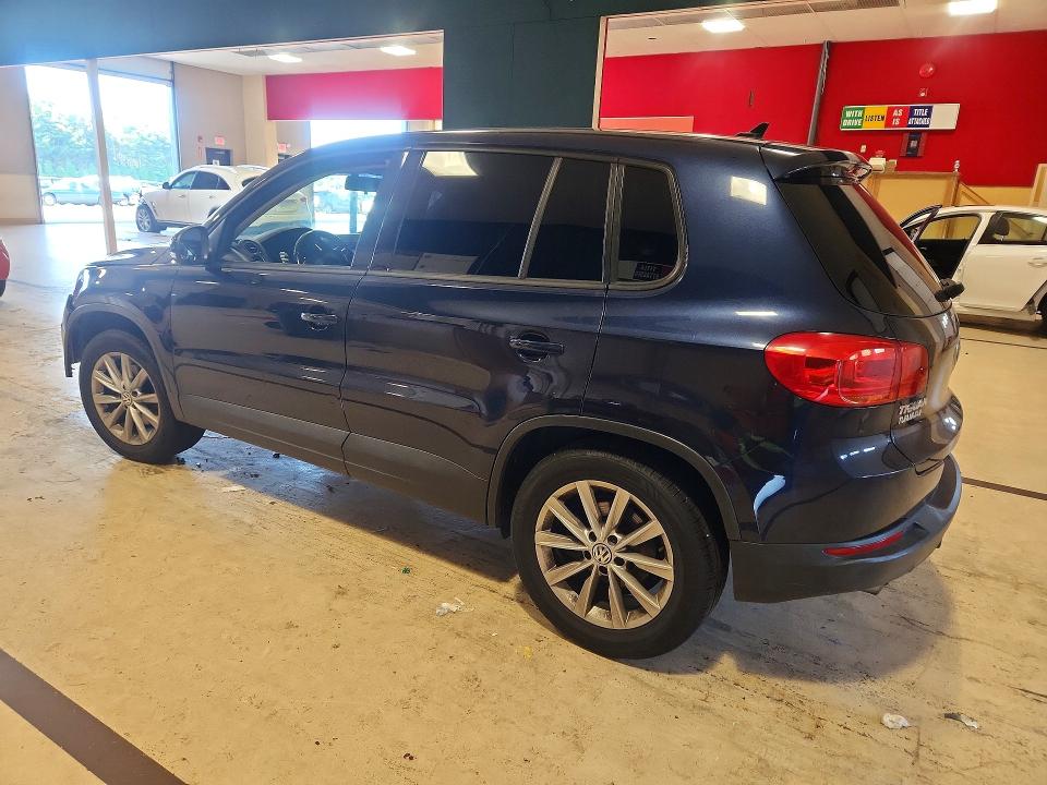 64015986 :رقم المزاد ، WVGBV3AX6EW555476 vin ، 2014 Volkswagen Tiguan مزاد بيع