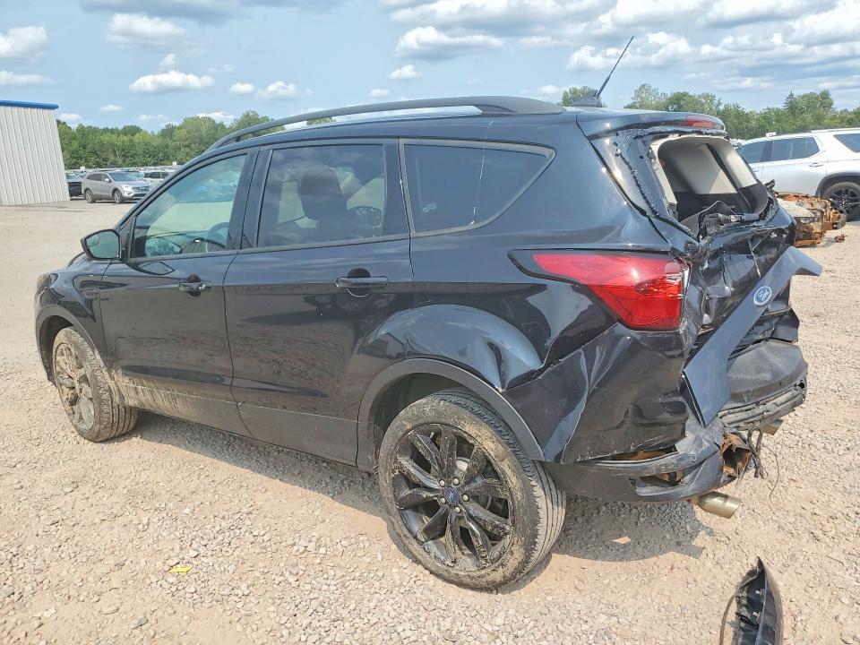Продаж на аукціоні авто 2019 Ford Escape, vin: 1FMCU9GD5KUB98354, номер лоту: 64814116