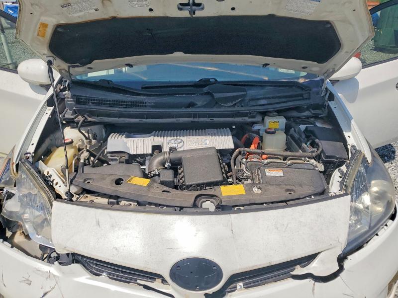 2015 Toyota Prius Plug-in Hybrid მანქანა იყიდება აუქციონზე, vin: JTDKN3DP5F3068398, აუქციონის ნომერი: 64101646