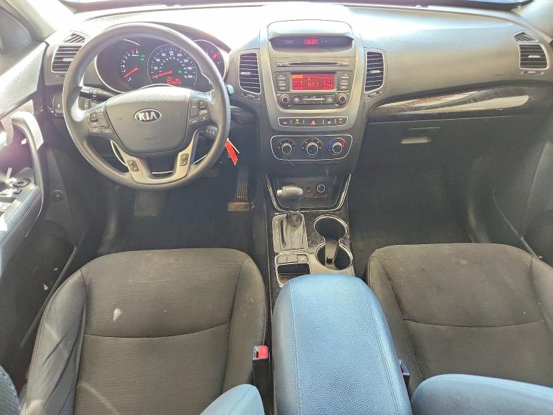 66383076 :رقم المزاد ، 5XYKT3A62FG562652 vin ، 2015 Kia Sorento مزاد بيع