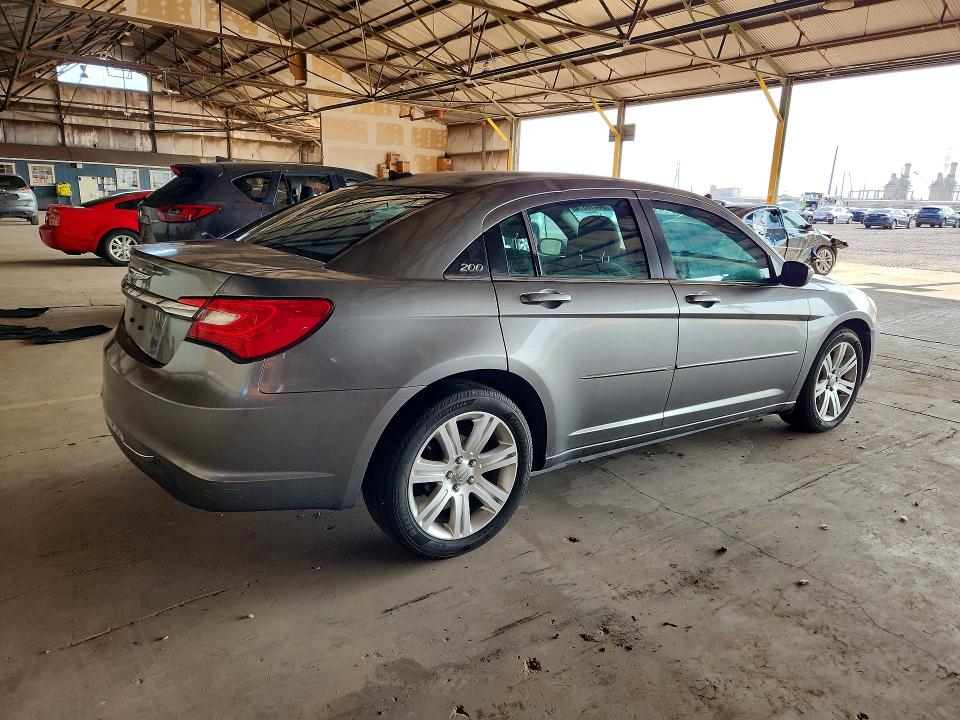 Продажа на аукционе авто 2012 Chrysler 200, vin: 1C3CCBAG2CN228475, номер лота: 64416376