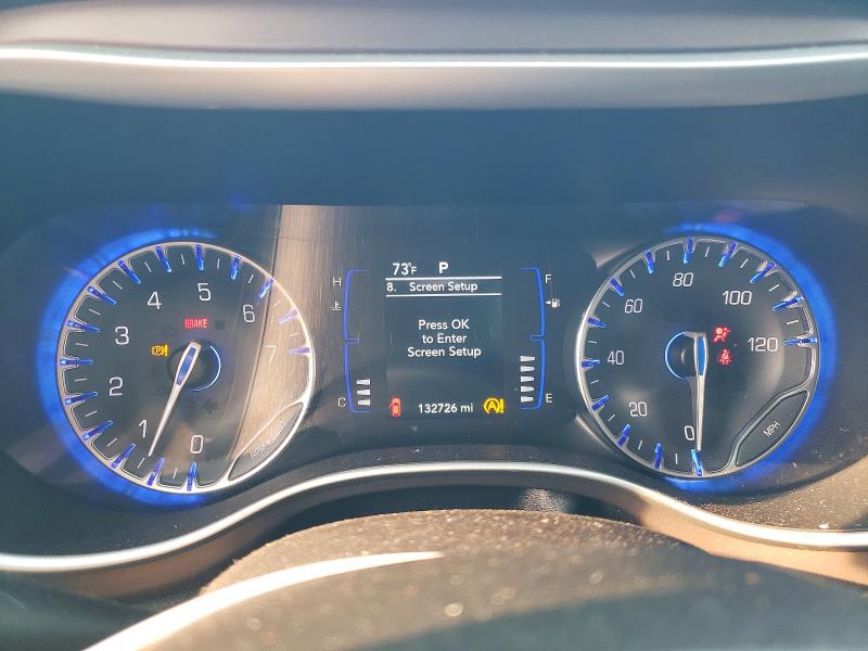 64100676 :رقم المزاد ، 2C4RC1DG5MR539463 vin ، 2021 Chrysler Voyager مزاد بيع