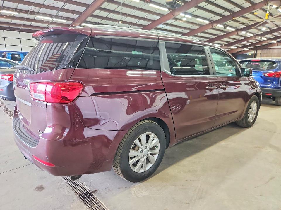 Продажа на аукционе авто 2017 Kia Sedona, vin: KNDMB5C19H6333335, номер лота: 67064746