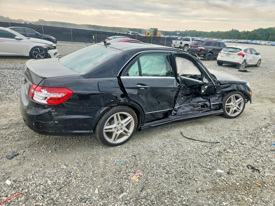65736786 :رقم المزاد ، WDDHF5KB8CA607698 vin ، 2012 Mercedes-benz E مزاد بيع
