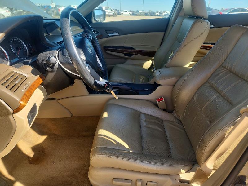 64821566 :رقم المزاد ، 1HGCP36808A800795 vin ، 2008 Honda Accord مزاد بيع