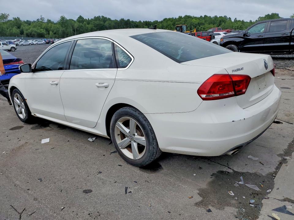 2013 Volkswagen Passat მანქანა იყიდება აუქციონზე, vin: 1VWBH7A38DC122819, აუქციონის ნომერი: 63343196
