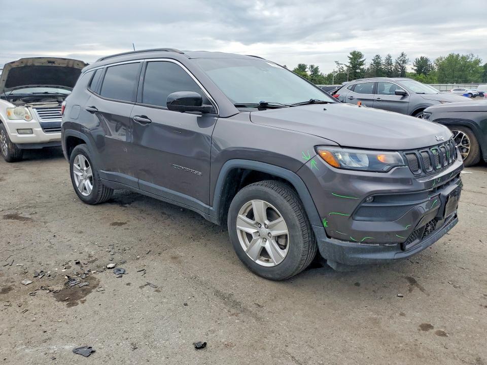 67094566 :رقم المزاد ، 3C4NJDBB7NT102043 vin ، 2022 Jeep Compass مزاد بيع
