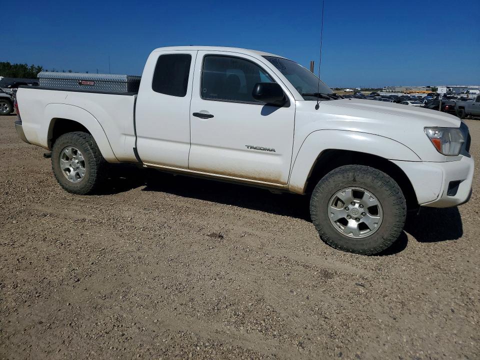 61410236 :رقم المزاد ، 5TFUU4EN5FX111161 vin ، 2015 Toyota Tacoma مزاد بيع